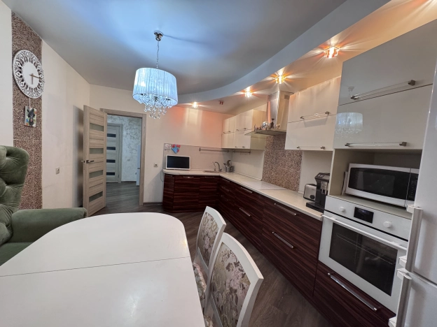 Купить квартиру на вторичке в Уфе. Вариант № 8708745, 1, площадь -  квм, цена 12480000 рублей