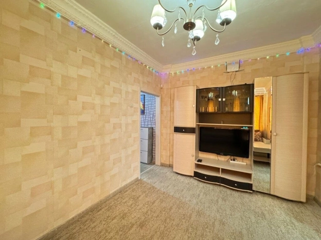 Купить четырехкомнатную квартиру в районе Кировский в Ростове-на-Дону. Вариант № 527842, 9, площадь -  квм, цена 5400000 рублей