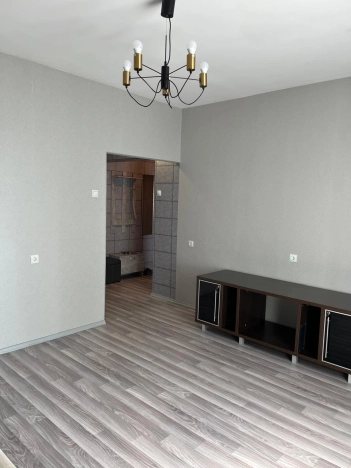 Купить однокомнатную квартиру у метро площадь Карла Маркса в Новосибирске. Вариант № 8332940, 5, площадь -  квм, цена 4050000 рублей