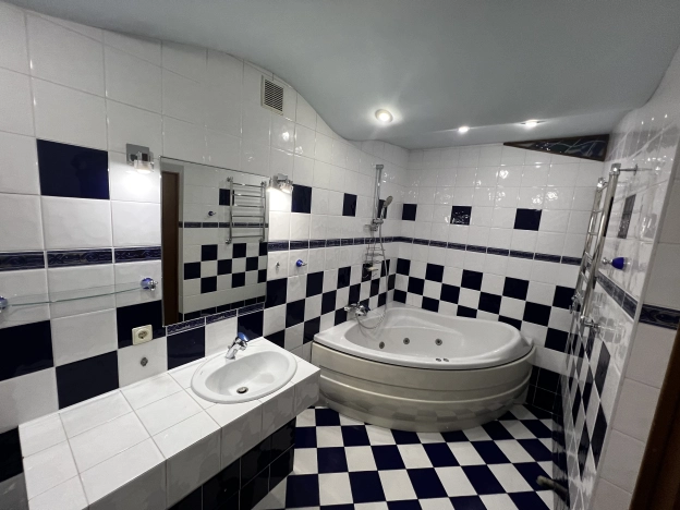 . Вариант № 9811, 22, площадь - 128 квм, цена 12050000 рублей