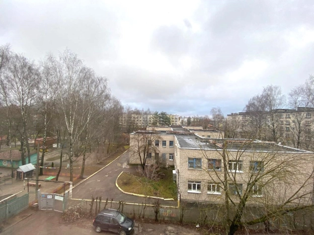 Купить однокомнатную квартиру в Калужской области. Вариант № 10218578, 6, площадь -  квм, цена 1990000 рублей