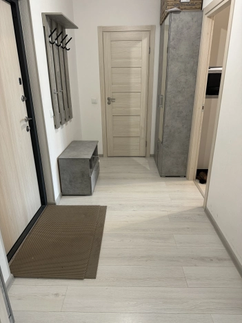 Купить однокомнатную квартиру на вторичке у метро Проспект Ветеранов в Санкт-Петербурге. Вариант № 52753, 6, площадь -  квм, цена 8890000 рублей