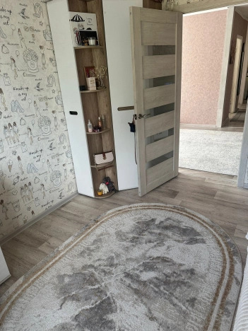 Купить четырехкомнатную квартиру в Омске. Вариант № 5921584, 1, площадь -  квм, цена 6500000 рублей