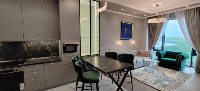 Снять квартиру в Москве. Вариант № 8494572, 4, площадь -  квм, цена 220000 рублей