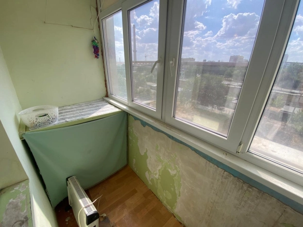 Купить однокомнатную квартиру на улице Обсерваторная в Ростовской области. Вариант № 1052249, 3, площадь -  квм, цена 3500000 рублей