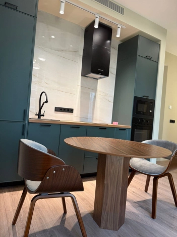 Купить квартиру в Москве. Вариант № 10421041, 11, площадь -  квм, цена 35500000 рублей