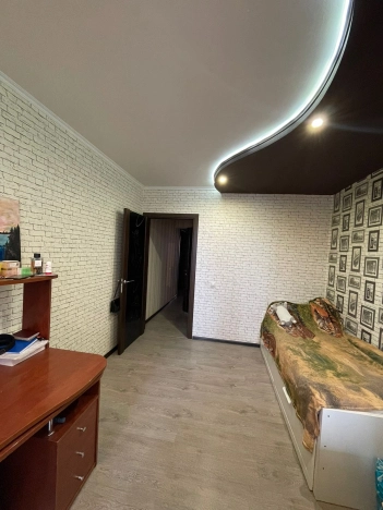 Купить трехкомнатную квартиру на улице Ленина в Бердске. Вариант № 2476189, 10, площадь -  квм, цена 8450000 рублей