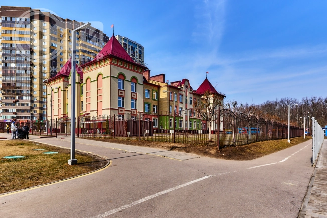 . Вариант № 27916, 36, площадь - 65.6 квм, цена 8980000 рублей