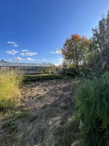 Купить дом на улице Сиреневая в Тюменской области. Вариант № 57642, 10, площадь -  квм, цена 900000 рублей