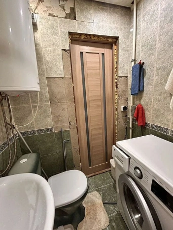 Купить квартиру в Тобольске. Вариант № 9857664, 11, площадь -  квм, цена 2450000 рублей