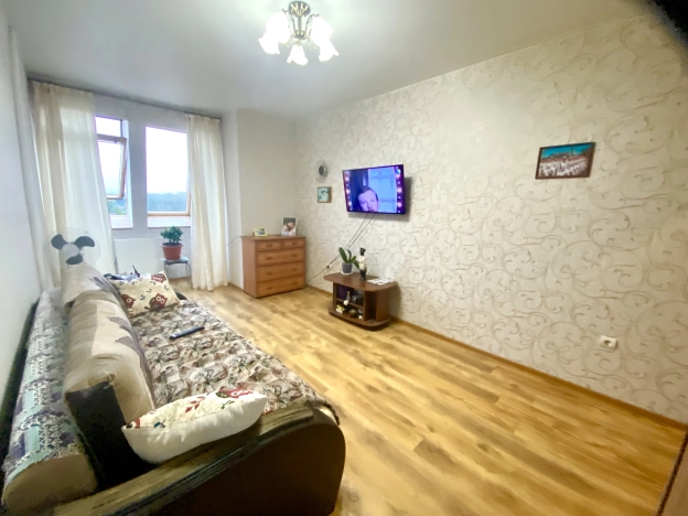 Купить однокомнатную квартиру на улице Юрия Гагарина в Калининграде. Вариант № 615583, 7, площадь -  квм, цена 5100000 рублей