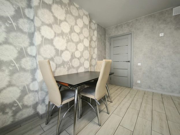 Снять квартиру в Рязани. Вариант № 10427673, 3, площадь -  квм, цена 25000 рублей