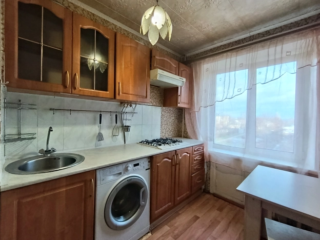 Купить однокомнатную квартиру в Рязанской области. Вариант № 7527993, 18, площадь -  квм, цена 1150000 рублей