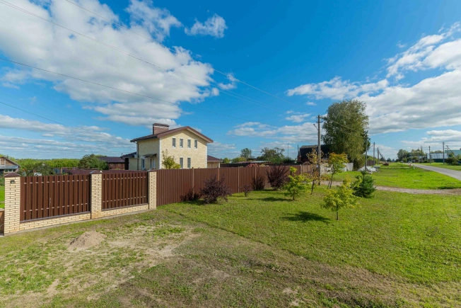 Купить дом на улице Комсомольская в Ивановской области. Вариант № 6733358, 6, площадь -  квм, цена 39900000 рублей