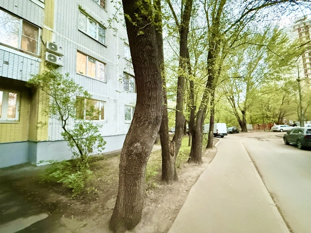 Купить квартиру в районе Филёвский Парк в Москве. Вариант № 38930, 32, площадь -  квм, цена 12730000.0000 рублей