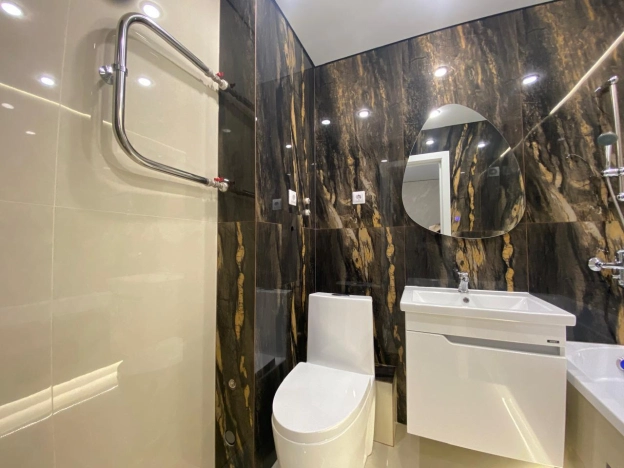 Купить квартиру на улице Комсомольская в Благовещенске. Вариант № 9161643, 4, площадь -  квм, цена 6250000 рублей