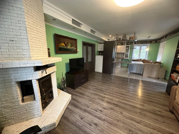 Купить дом в Москве. Вариант № 6678037, 4, площадь -  квм, цена 17000000 рублей