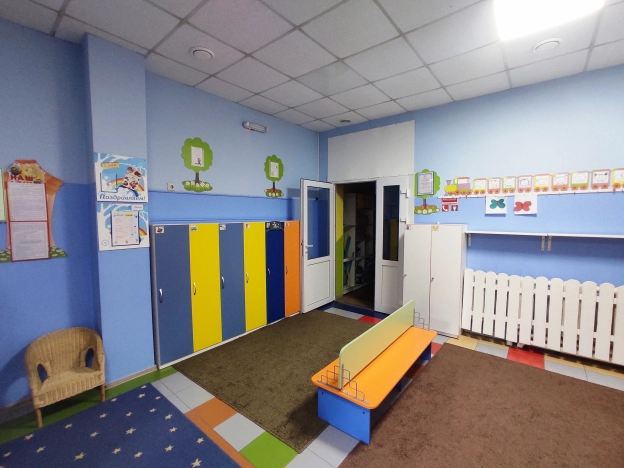 Купить коммерческую недвижимость в Омске. Вариант № 2817507, 3, площадь -  квм, цена 15450000 рублей