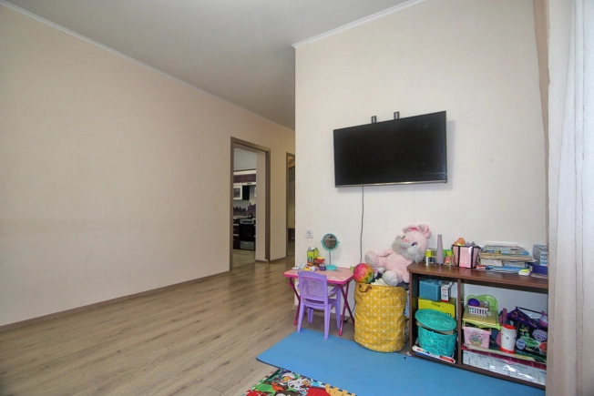 Купить дом у метро Золотая нива в Новосибирске. Вариант № 14033, 13, площадь -  квм, цена 13000000 рублей