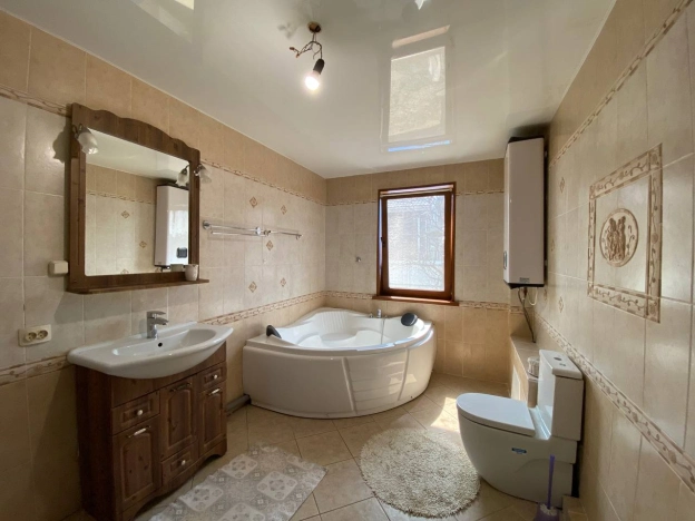 Купить дом на улице Садовая в Приморском крае. Вариант № 11065, 14, площадь -  квм, цена 15500000 рублей