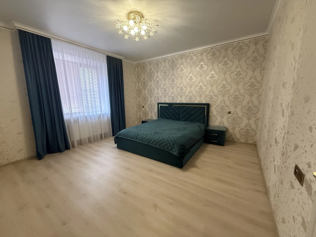 Купить дом в Микрорайоне Советский, Стерлитамак в Стерлитамаке. Вариант № 50539, 24, площадь -  квм, цена 27500000 рублей