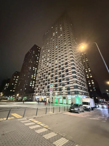 Купить квартиру в Москве. Вариант № 10157733, 19, площадь -  квм, цена 21500000 рублей