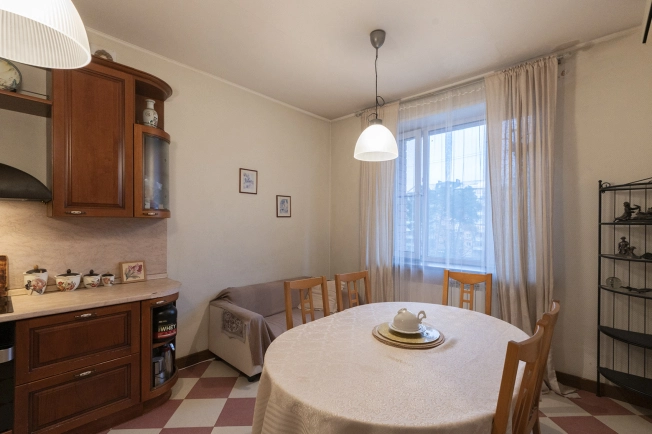 Купить четырехкомнатную квартиру в районе Сокол в Москве. Вариант № 19435, 1, площадь -  квм, цена 30600000 рублей