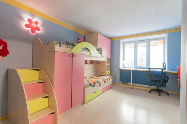 Купить четырехкомнатную квартиру в Вологде. Вариант № 28846, 1, площадь -  квм, цена 11750000 рублей