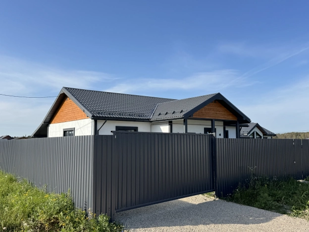 . Вариант № 297238, 14, площадь - 132.8 квм, цена 9990000 рублей