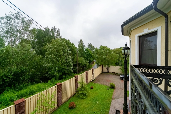 Купить таунхаус в Ленинградской области. Вариант № 58398, 34, площадь -  квм, цена 90000000 рублей