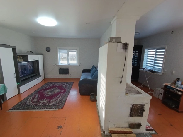 Купить дом в Иркутской области. Вариант № 9435734, 3, площадь -  квм, цена 4900000 рублей