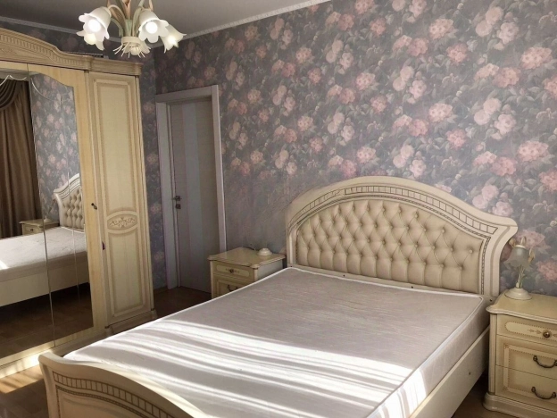 Купить квартиру в Москве. Вариант № 10074036, 1, площадь -  квм, цена 23450000 рублей