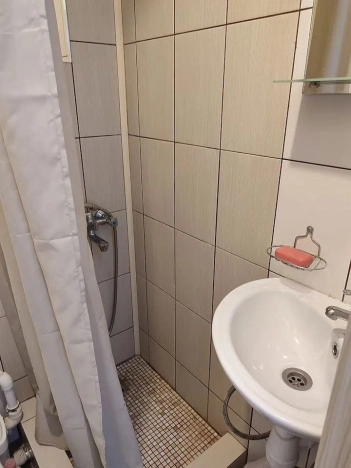 Купить трехкомнатную квартиру в Новосибирске. Вариант № 5412490, 30, площадь -  квм, цена 6850000 рублей