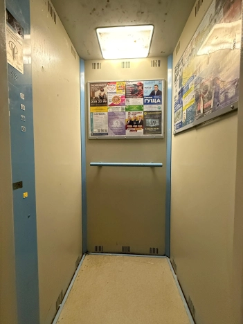 Купить квартиру на улице Выборная в Новосибирске. Вариант № 3947134, 15, площадь -  квм, цена 4000000 рублей