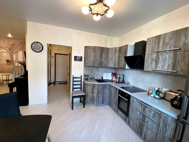 Купить квартиру в Москве. Вариант № 8048470, 1, площадь - квм, цена 15700000 рублей