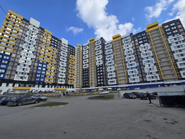 Купить трехкомнатную квартиру в Микрорайоне Арбеково, Октябрьский район в Пензе. Вариант № 35541, 4, площадь -  квм, цена 7800000 рублей