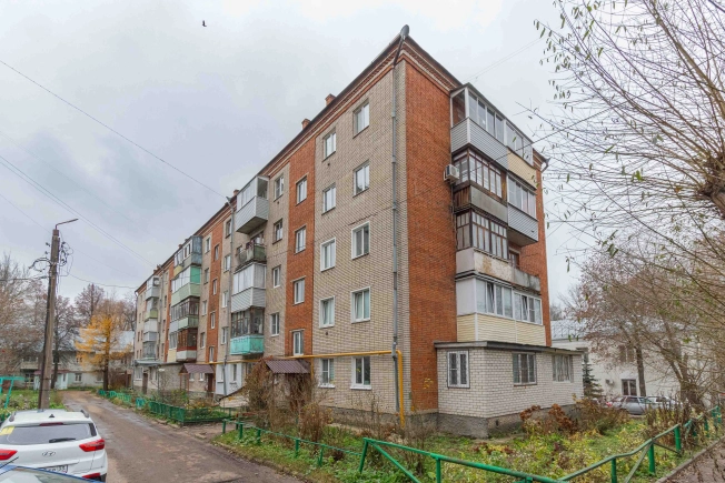 Купить квартиру в районе Фрунзенский в Владимире. Вариант № 8843122, 32, площадь -  квм, цена 3400000 рублей