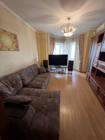 Купить квартиру в Москве. Вариант № 6159884, 19, площадь -  квм, цена 36000000 рублей