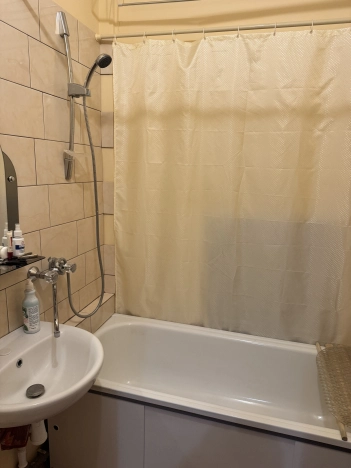 Купить однокомнатную квартиру на вторичке у метро Проспект Ветеранов в Санкт-Петербурге. Вариант № 3767719, 11, площадь -  квм, цена 4950000 рублей