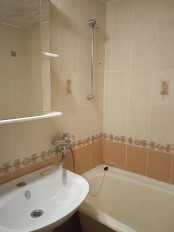 Купить трехкомнатную квартиру в Нижегородской области. Вариант № 8776940, 5, площадь -  квм, цена 11550000 рублей