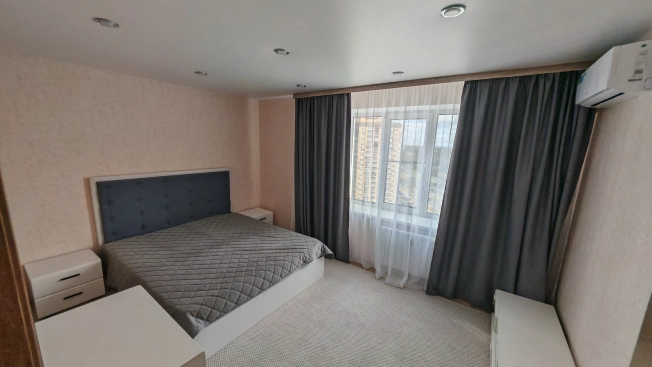 Купить трехкомнатную квартиру в Воронеже. Вариант № 5922181, 29, площадь -  квм, цена 7800000 рублей