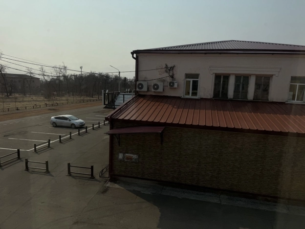 Купить трехкомнатную квартиру в Приморском крае. Вариант № 35752, 11, площадь -  квм, цена 4000000 рублей