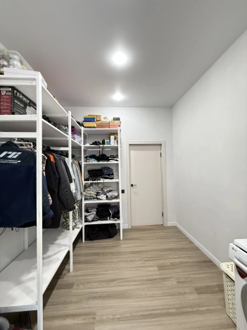 Купить дом в Микрорайоне Прометей, Октябрьский в Октябрьском. Вариант № 44766, 17, площадь -  квм, цена 15500000 рублей