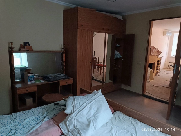 Купить трехкомнатную квартиру в Ростовской области. Вариант № 3167097, 1, площадь -  квм, цена 6699999 рублей