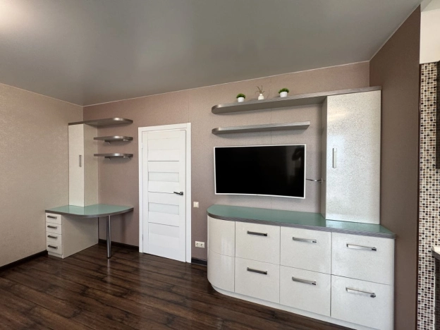 Купить трехкомнатную квартиру на улице Германа Лопатина в Нижнем Новгороде. Вариант № 6666007, 5, площадь -  квм, цена 24950000 рублей