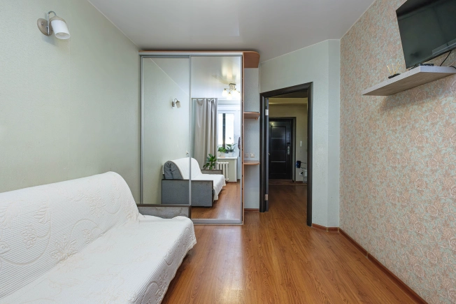 Купить однокомнатную квартиру на улице проспект Революции в Новосибирской области. Вариант № 9081071, 7, площадь -  квм, цена 6250000 рублей