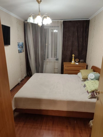 Купить квартиру в Москве. Вариант № 9901432, 4, площадь -  квм, цена 15000000 рублей