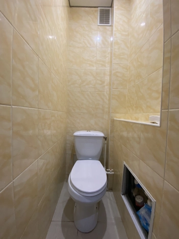 Купить четырехкомнатную квартиру в Белгородской области. Вариант № 10097545, 11, площадь -  квм, цена 3900000 рублей