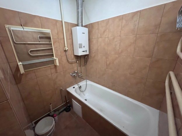 Купить двухкомнатную квартиру в районе Московский в Калининграде. Вариант № 5842770, 6, площадь -  квм, цена 4500000 рублей