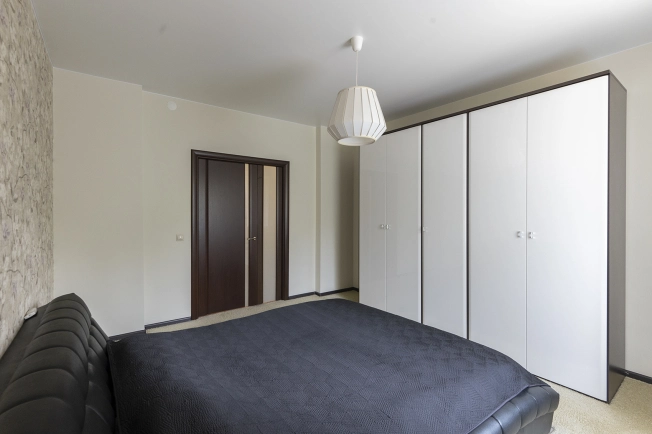 Купить двухкомнатную квартиру на вторичке в Пушкине. Вариант № 58597, 6, площадь -  квм, цена 12999000 рублей